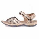 Step into Summer with Style and Comfort in our Women's Outdoor Sandals for the Beach - Lightweight, Quick-Drying, and Fashionable