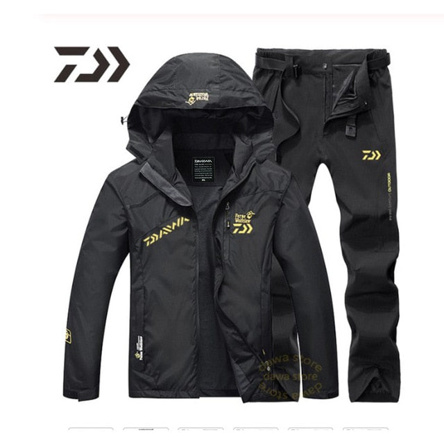 Hooded Sports Daiwa Fishing Jacket and Waterproof Pants - Durable 